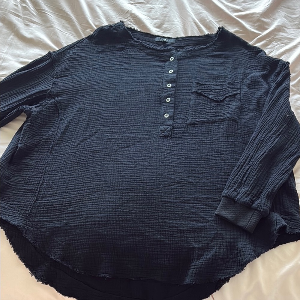 Black gauze Long Sleeve Top